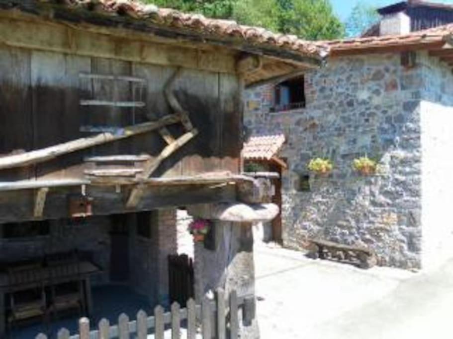 Casa Rural El Cotu En Onís Exterior foto